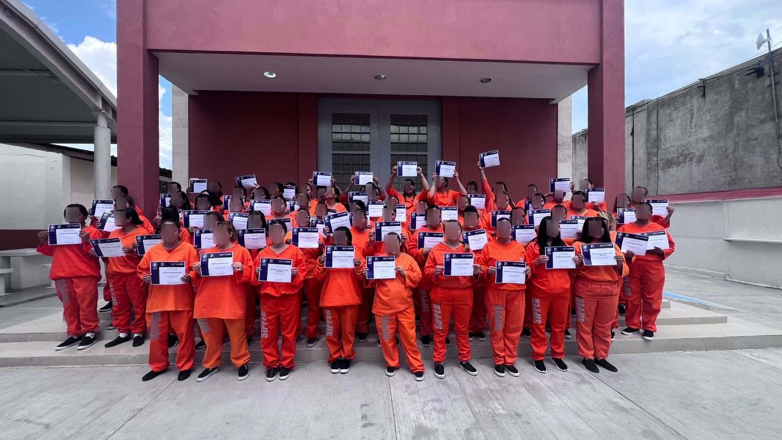 La Red de Mujeres sin Violencia llega al CERESO de León
