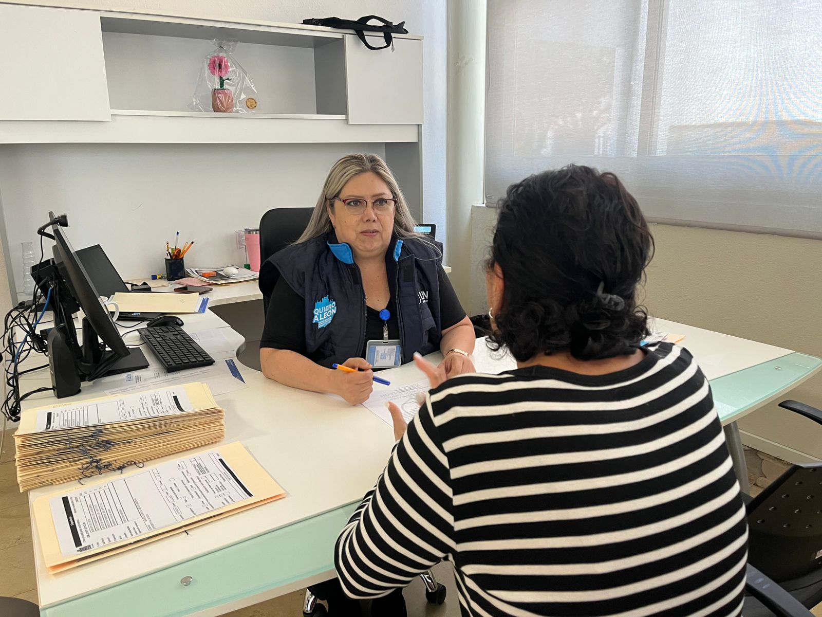 León suma más de 13 mil atenciones a mujeres en el primer semestre del 2025